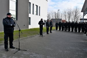 Komendant Wojewódzki Policji w Katowicach nadinsp. dr Krzysztof Justyński podczas przemówienia.